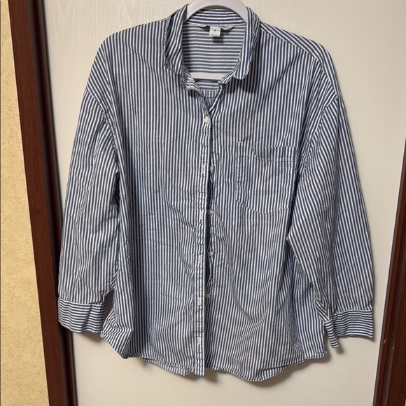 Old Navy Tops - Old Navy Classic Blue Striped Women’s Shirt Size M